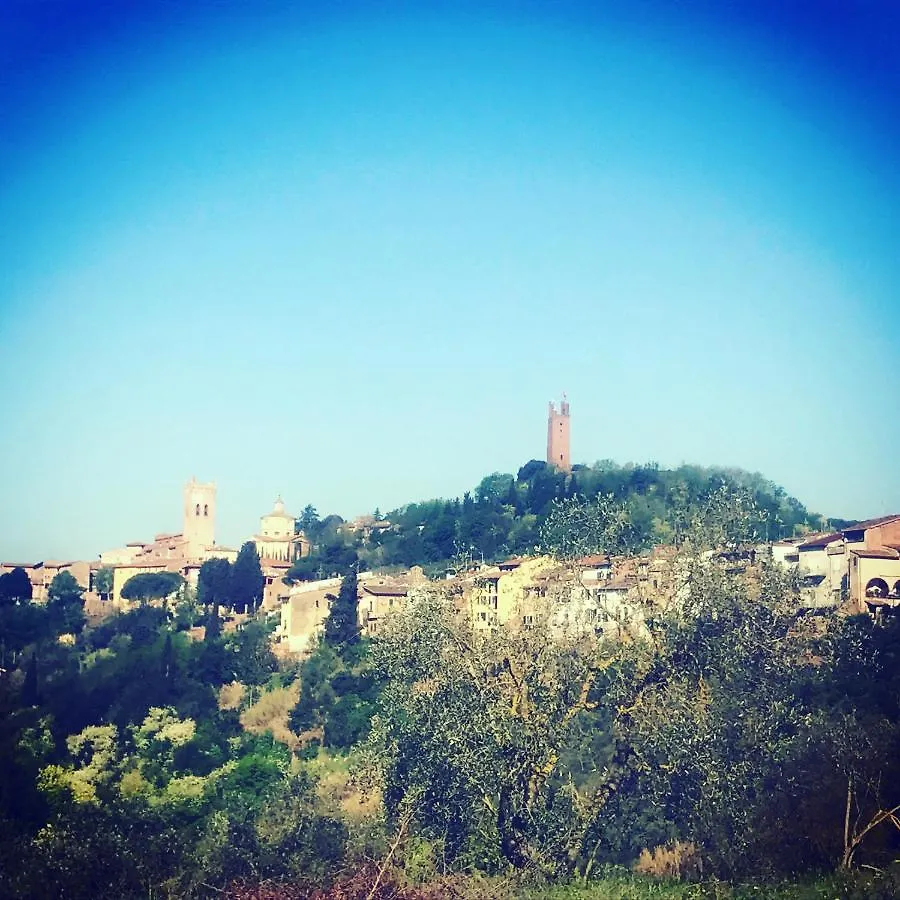 펜션 Casale Il Fontanellino - Country House Near Florence 산미니아토