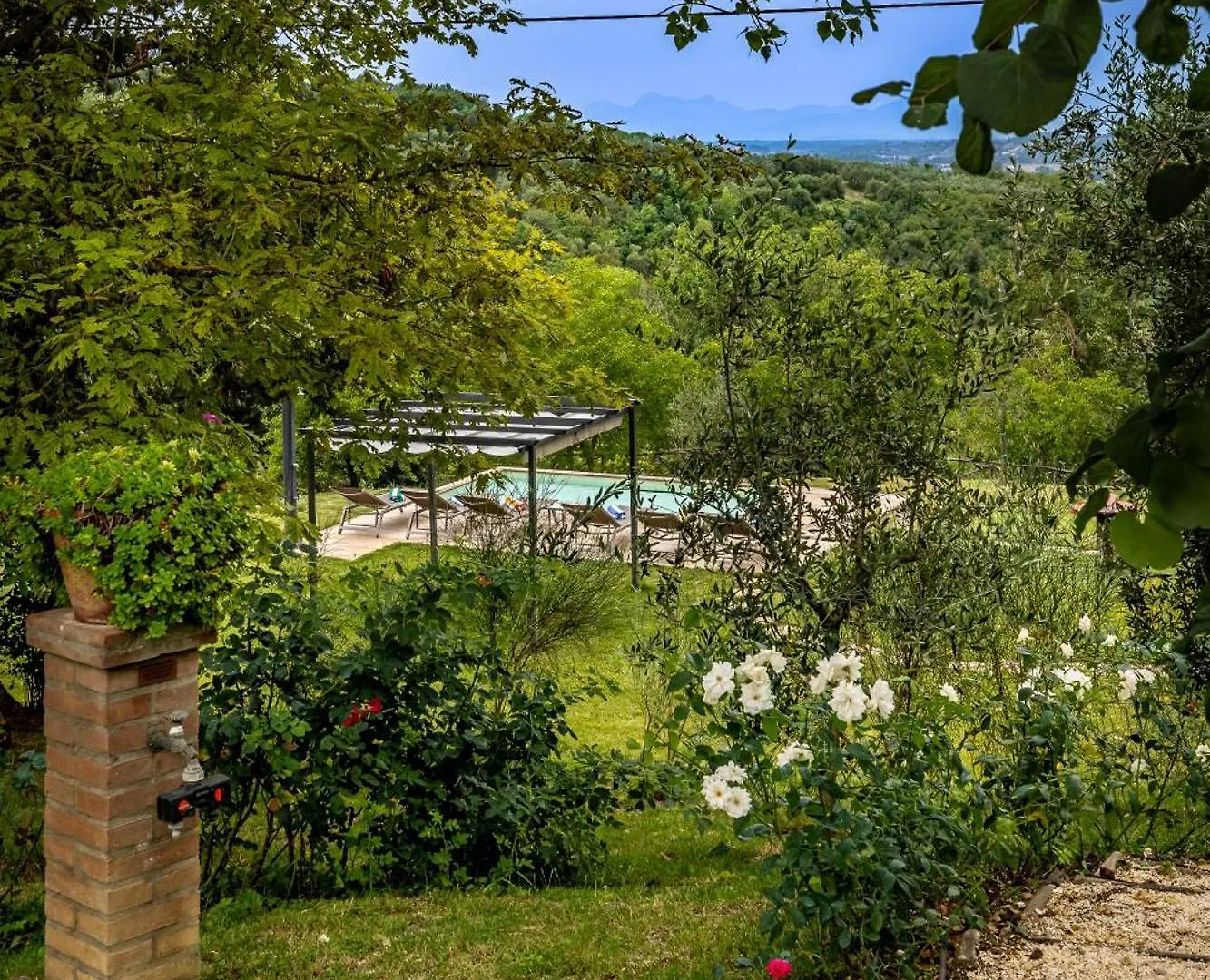 펜션 Casale Il Fontanellino - Country House Near Florence 산미니아토